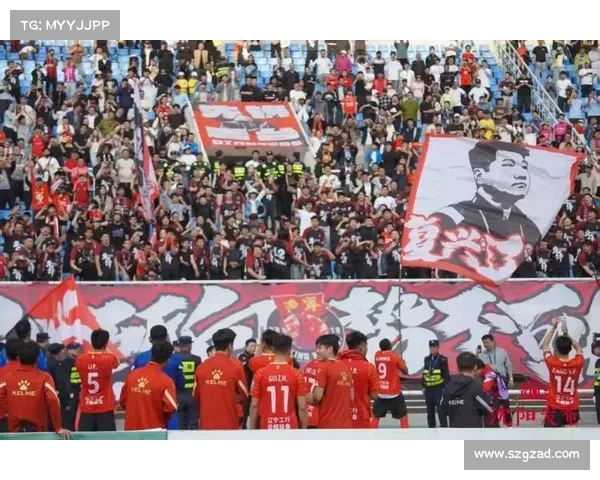 辽宁铁人主场迎来首胜 球迷激情澎湃为球队呐喊助威 辽宁铁人主场迎来首胜 球迷激情澎湃为球队呐喊助威